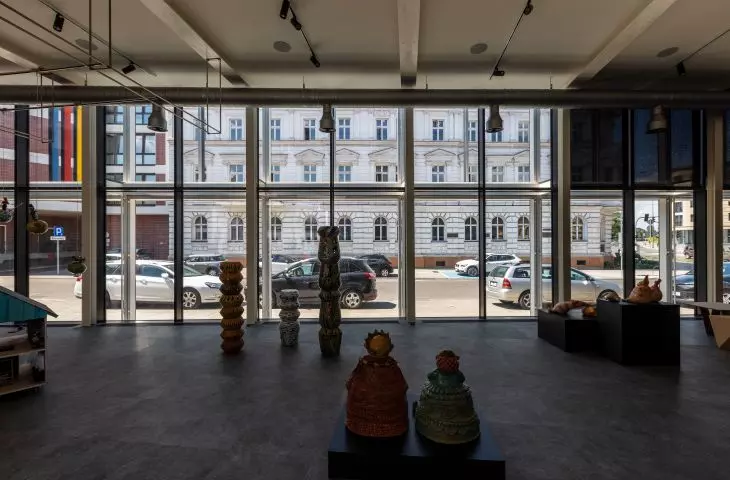 Exhibition pavilion of the high school of fine arts in Olsztyn, view of the street