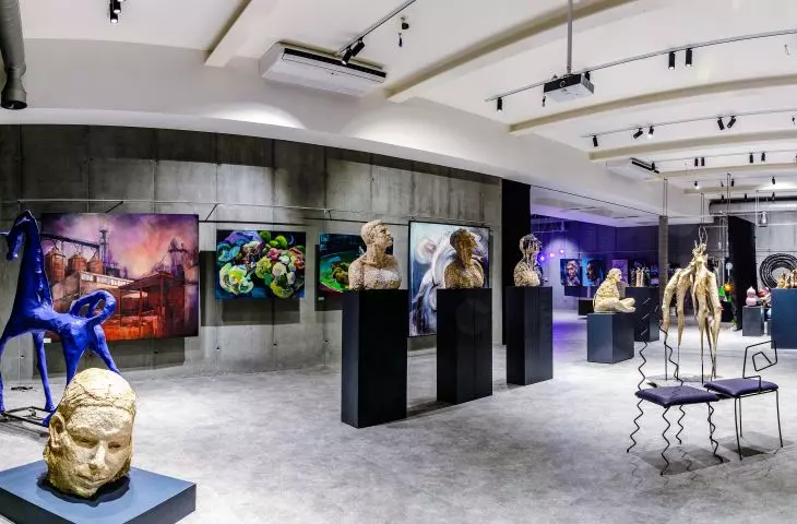 Exhibition pavilion of the high school of fine arts in Olsztyn, gallery