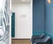 Poczekalnia przed gabinetem
