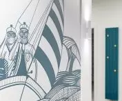 W klinice grafiki Marty Płusy znajdują się również w korytarzu
