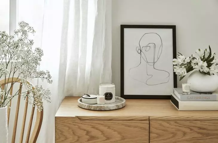 Subtle graphics with a face motif