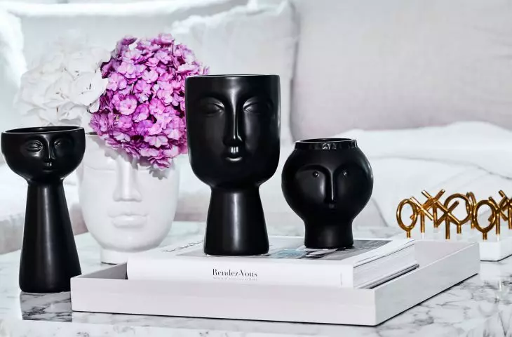 Vases with a face motif