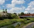 most Biskupa Jordana (po lewej Ostrów Tumski z katedrą)