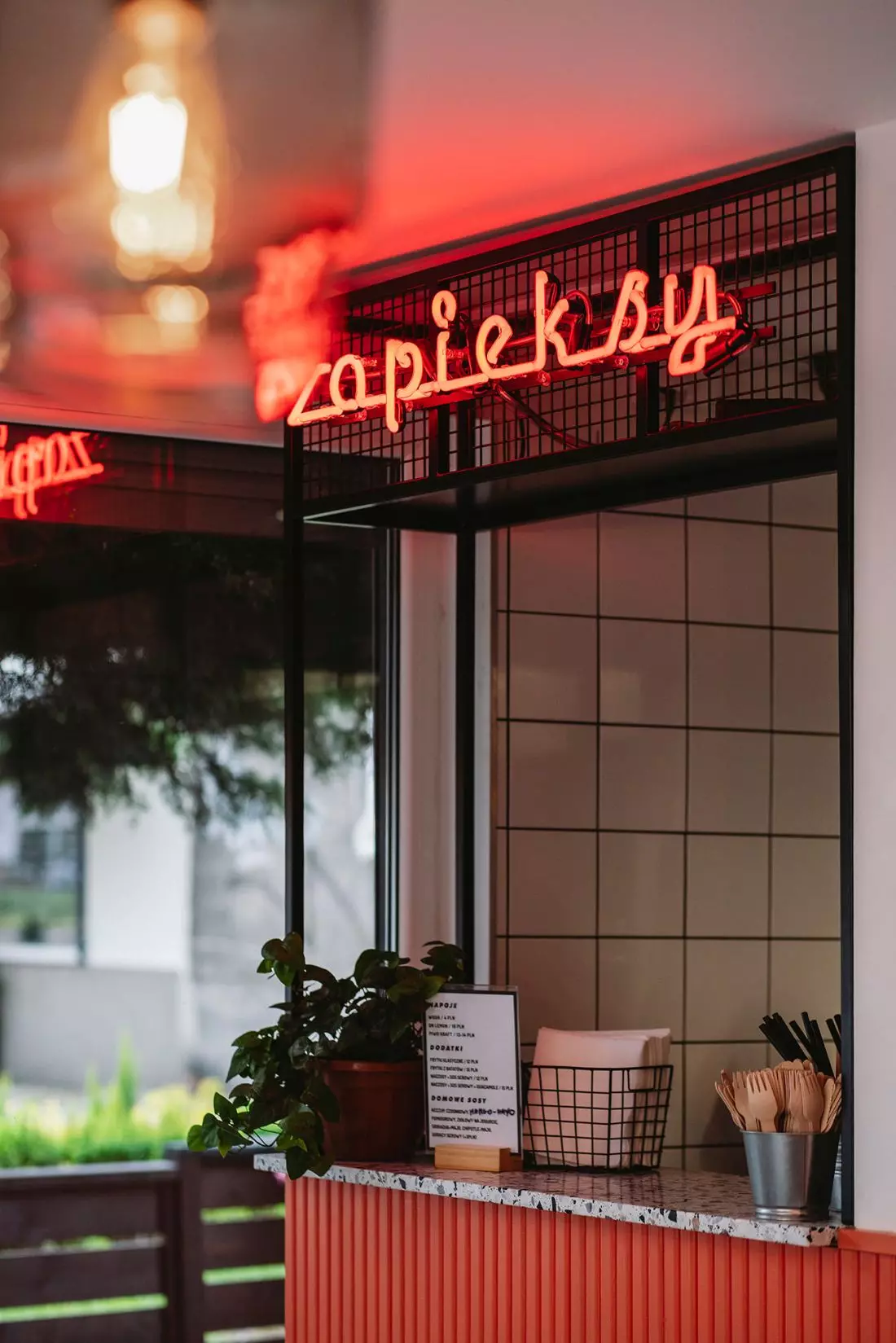 Zapieksy w Poznaniu na Jeżycach. Studio BO/SKO