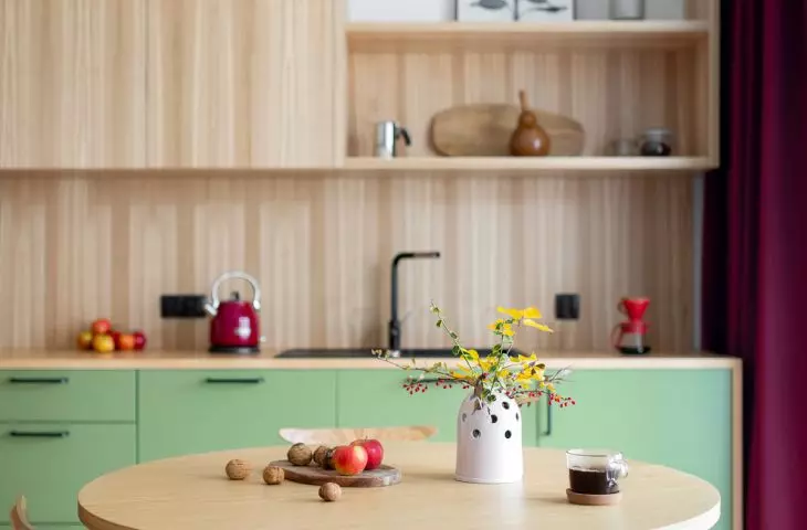 The table can be unfolded as needed