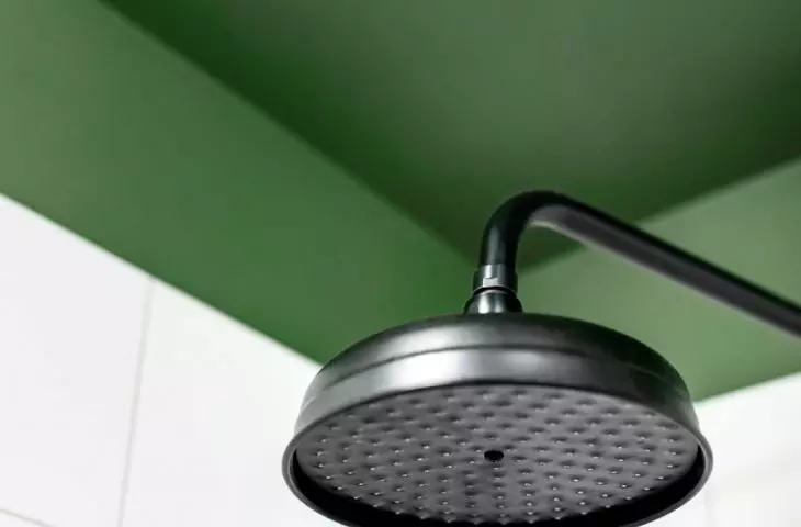 A black faucet completes the look