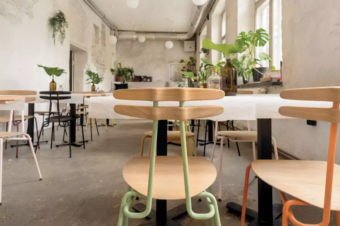 Łąka Happy Bar. Restobar w dawnej Królewskiej Fabryce Karabinów w Gdańsku
