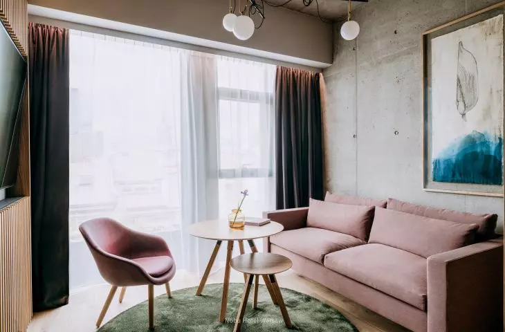 Salon w Zen Suite