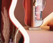 A miniature version of the mirror