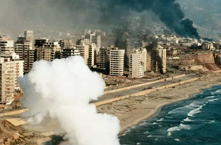 fot. Yan Morvan-Beyrouth Ouest 1982 z kolekcji Antoine de Galberta