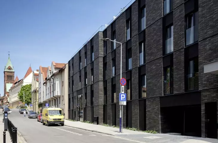 M04-Multifamily residential building Brick House in Krakow