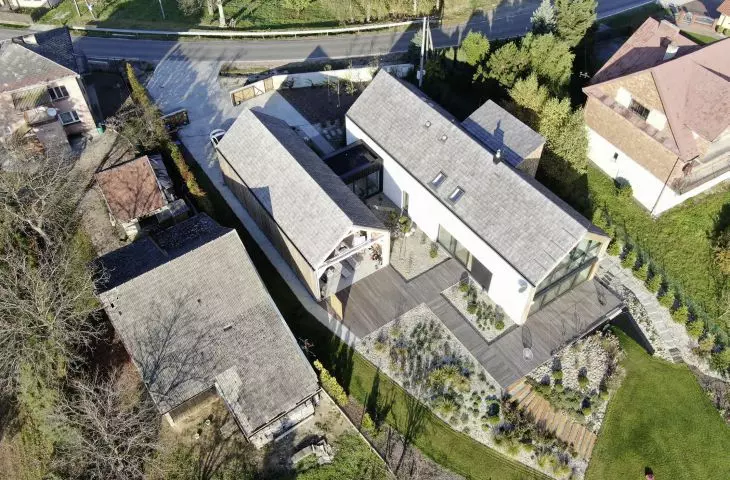 M10-Single-family home in a rural area in Bochnia