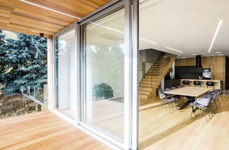 M17-Cut House w Krakowie