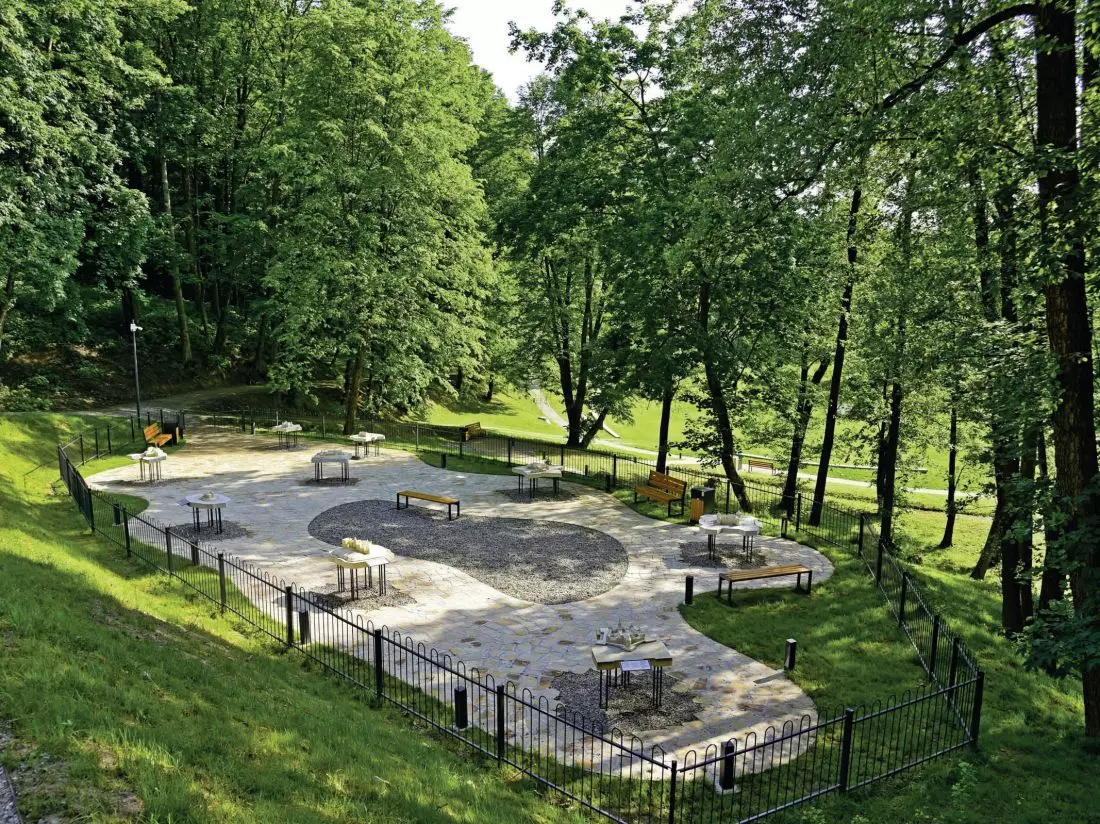 Park 400-lecia u podnóża Zamku Kmitów I Lubomirskich w Nowym Wiśniczu