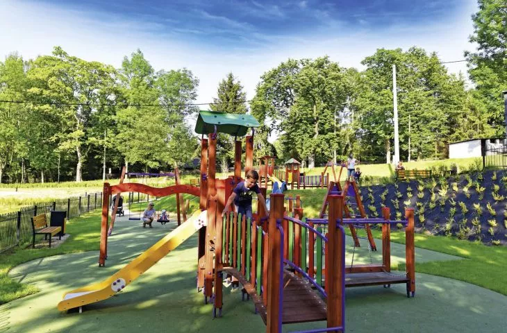 PP01-Park 400-lecia u podnóża Zamku Kmitów I Lubomirskich w Nowym Wiśniczu