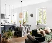Apartment in Old Ochota, space with lots of light