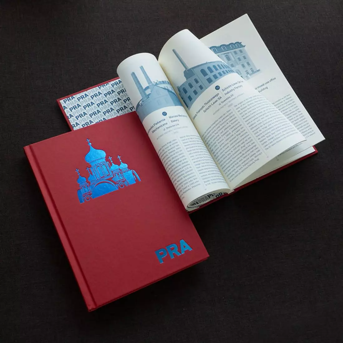 Ilustrowany atlas architektury Pragi (PRA)