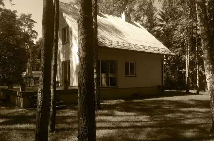 House R, current status