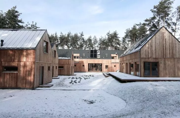 The settlement in winter