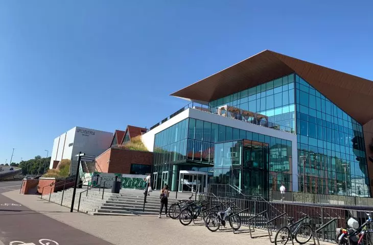 Forum Gdańsk, wielki kompleks handlowo‑usługowy