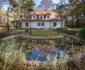 Milusin Manor House in Sulejówek