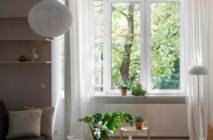 Wnętrze mieszkania, oryginalny parkiet