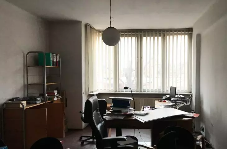 Interior before renovation 