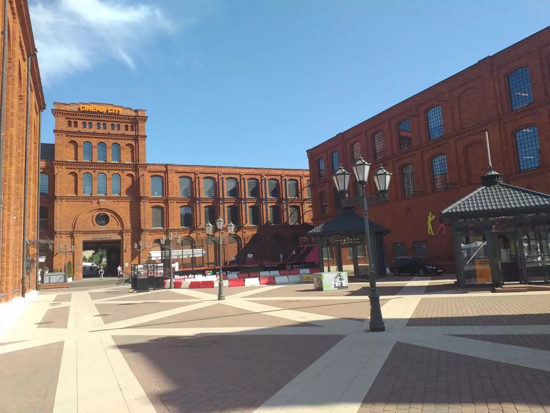 centrum
handlowo-rozrywkowo-usługowe Manufaktura