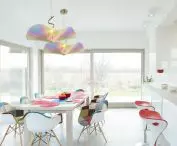 Kolorowa lampa PAPILION wykonana ze szkła organicznego