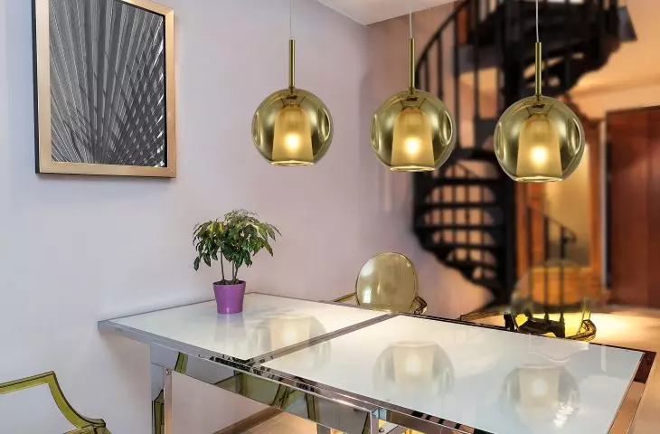 Lampa EUFORIA w kolorze złotym