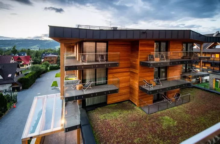 Bachleda Club Residence, flat green roofs