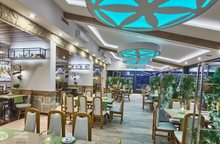 Lampy LED RGB, restauracja