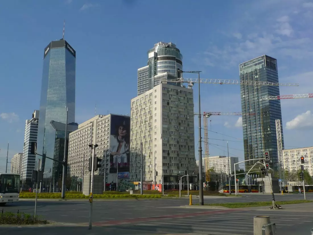 od lewej: Q22,
Spektrum Tower, Cosmopolitan