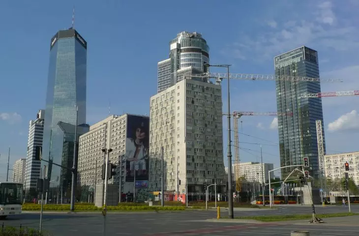 od lewej: Q22, Spektrum Tower, Cosmopolitan