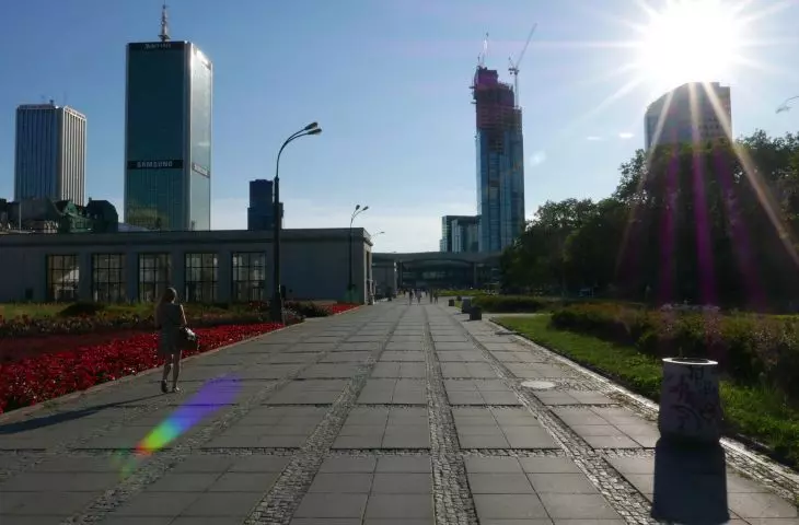 widok na zachodnią część centrum Warszawy, lipiec 2020