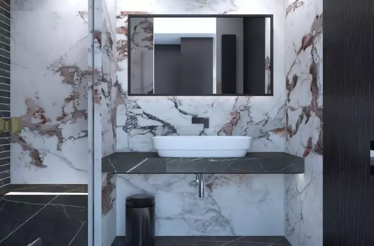 Marble in the interior of the bathroom