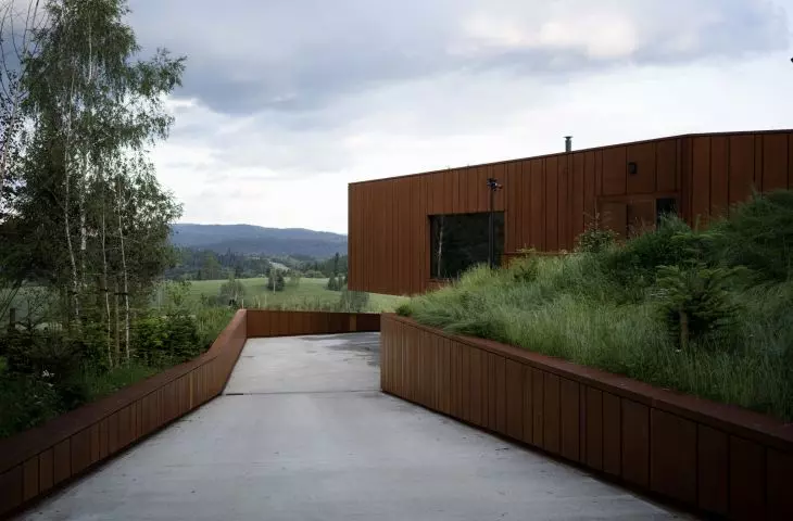 The house is unfenced from the road