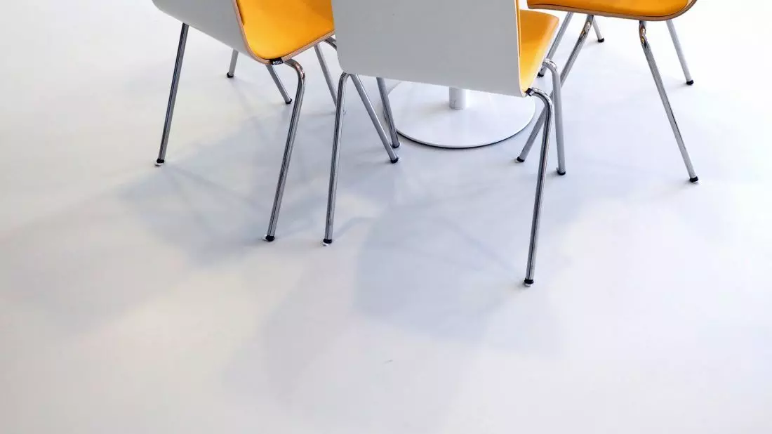 Tikkurila Cozy Floor – system
zapewniający lepszą jakość powietrza w pomieszczeniu