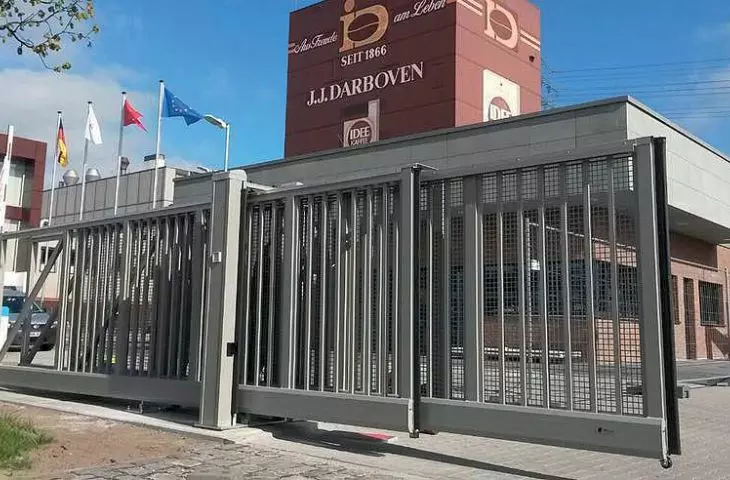 Brama teleskopowa