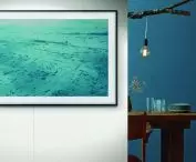 Motion sensor detects the moment you leave the room and automatically turns off Art Mode