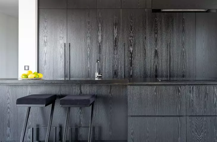 Dark kitchen