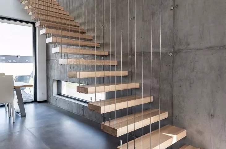 House on the Slope, stairs and concrete wall