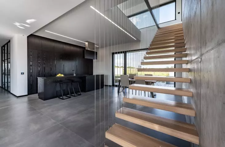 House on the Slope, living area