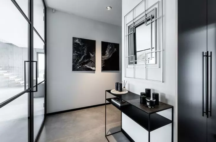 House on the Slope, interior and glass doors