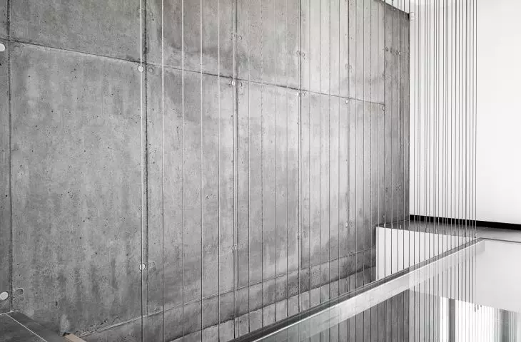 House on the Slope, gray in the interiors