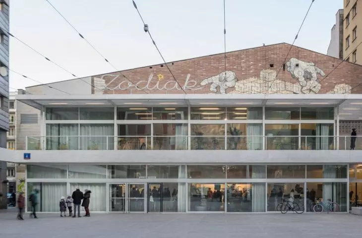 The distinctive neon sign was restored by Jacek Hanak's studio