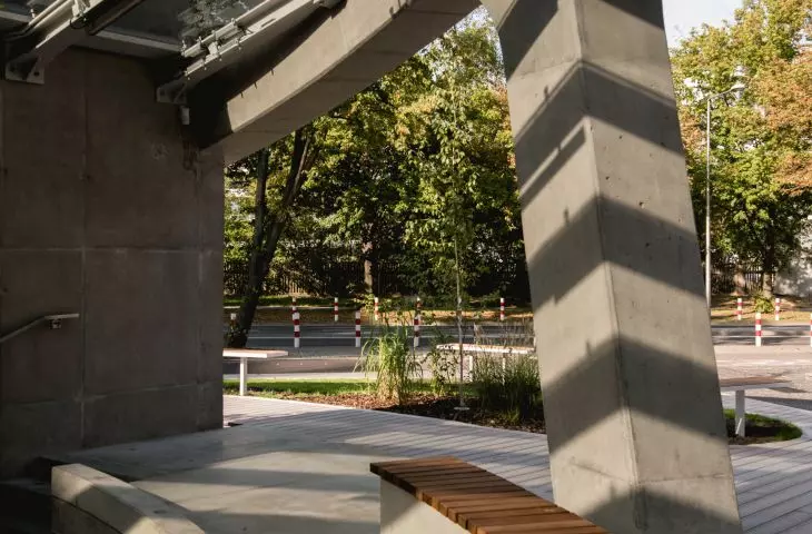 a fragment of the concrete and glass canopy