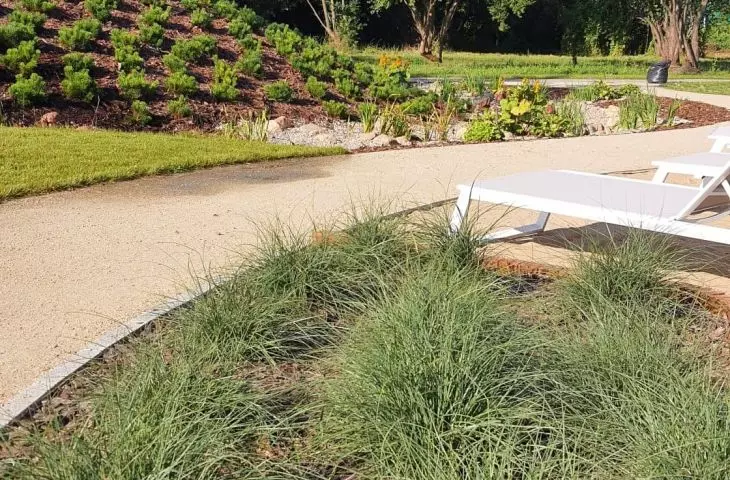 Paths on solid ground 