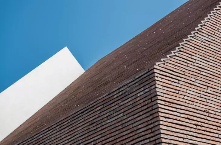 contrasting solids