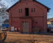 Zabytkowy budynek dawnych koszar artylerii